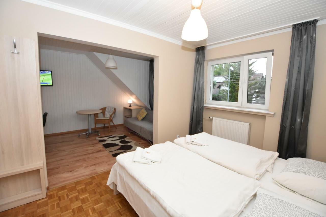 Zielone Pokoje Zielona Góra Exterior foto